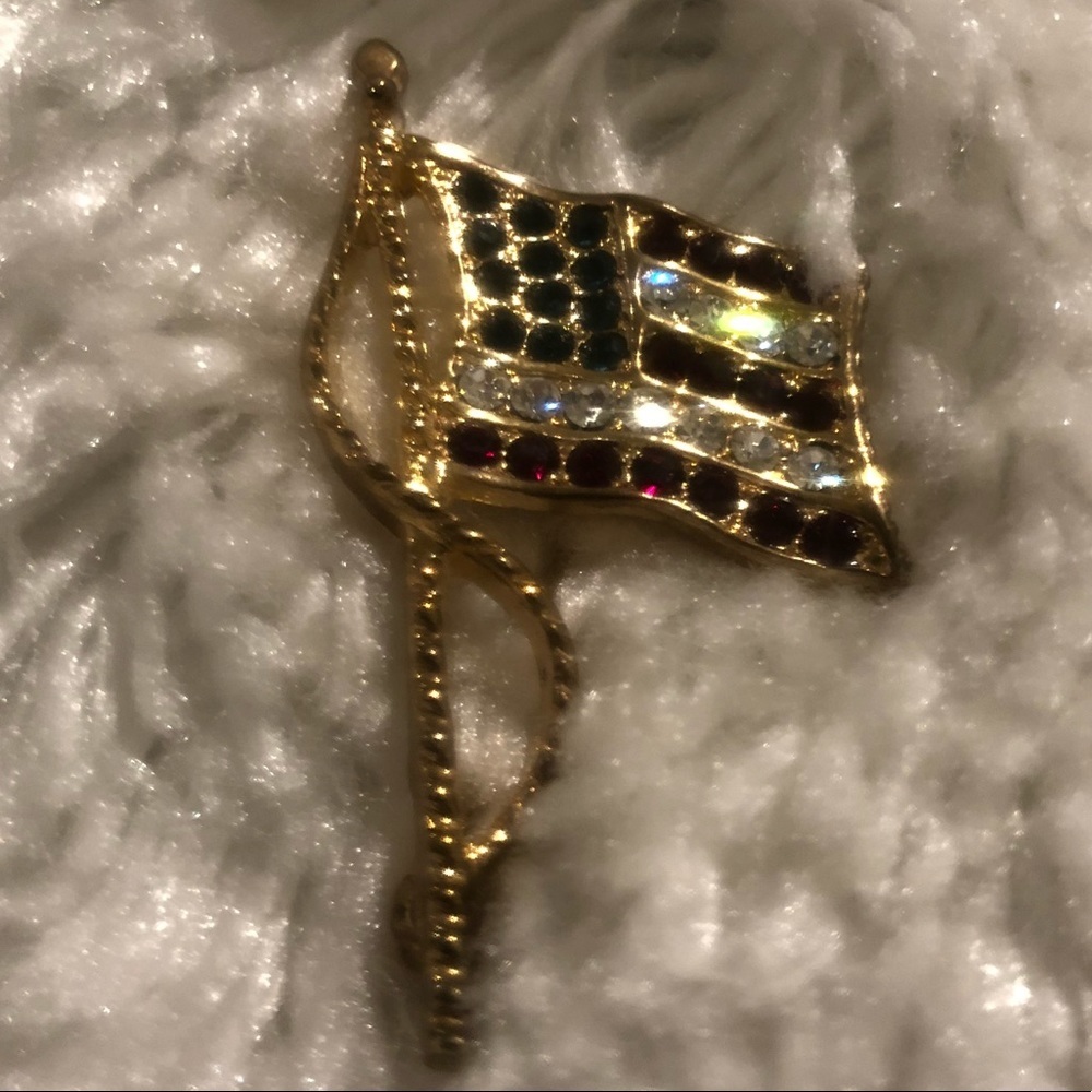 Vintage Patriotic American Flag Brooch | Red White Blue Crystal Gold Tone - Picture 6 of 8